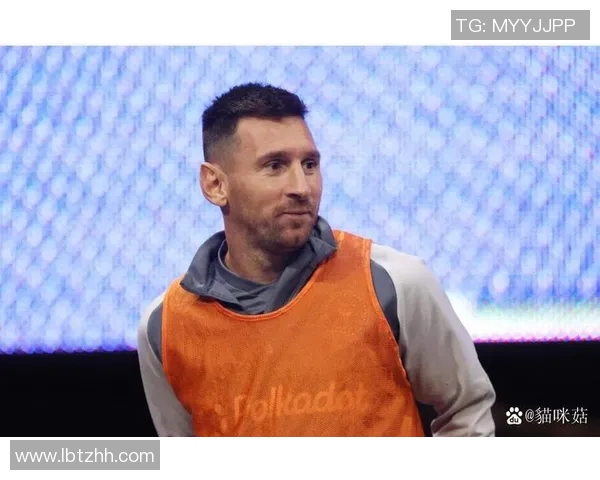 足球巨星私下抽烟照曝光引发外界热议形象与职业态度再度遭质疑